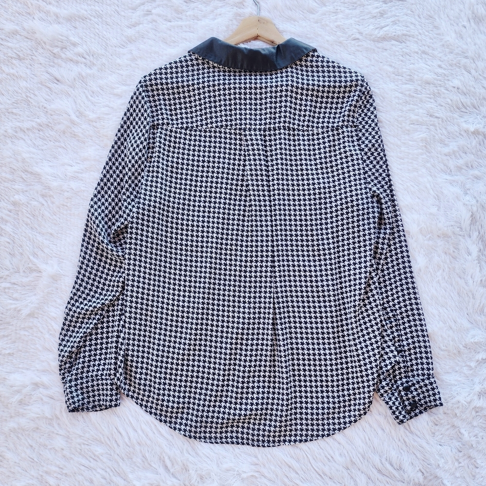Torrid Madison Black & White Houndstooth Georgette Long Sleeve Button Up - Picture 10 of 11